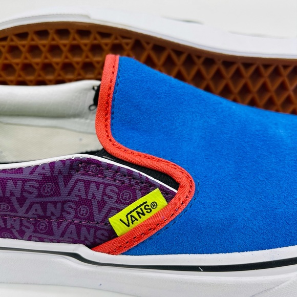 Classic Slip-On Vans - Picture 8 of 11